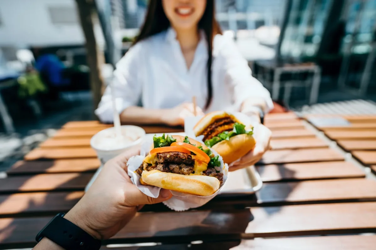 黑螞蟻生精片早上吃還是晚上吃？營養師完整解析最佳服用時間